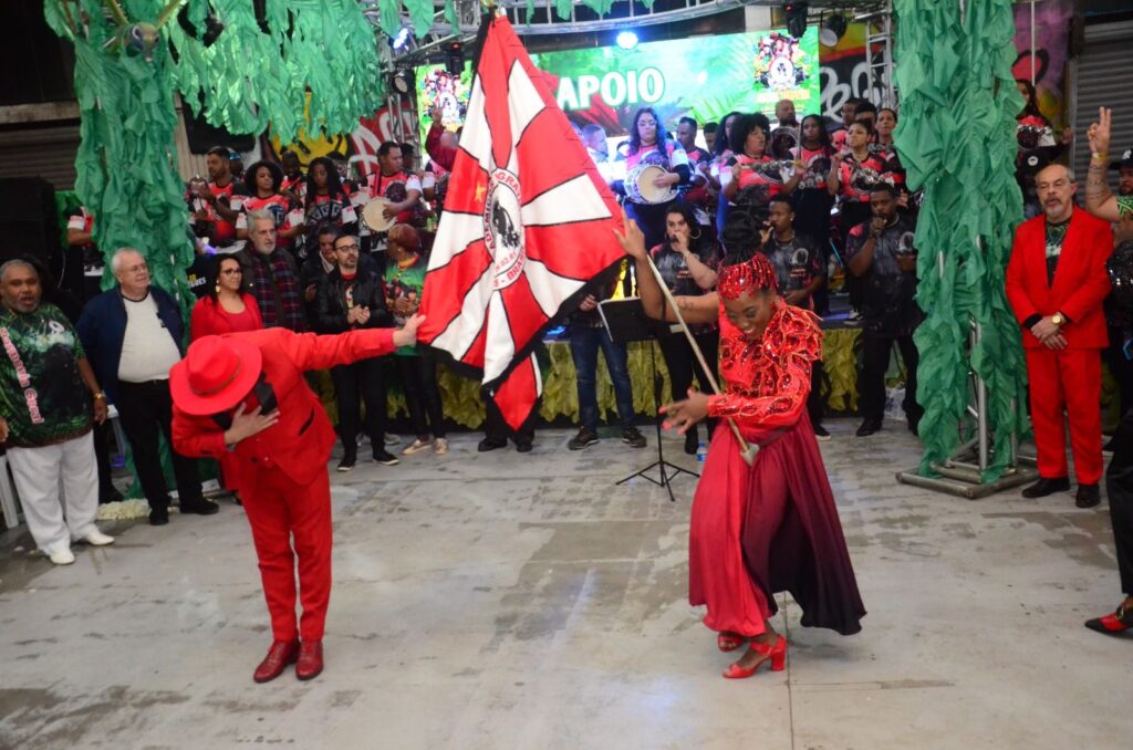 db159063 6e6d 40a9 a317 46df833e8013